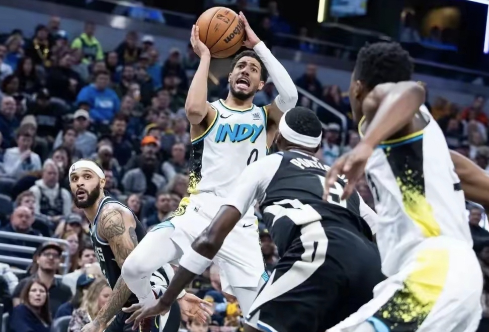 关于印第安纳步行者集结日复出首秀，志在NBA常规赛名次提升，信心回归，轮换策略成焦点的信息