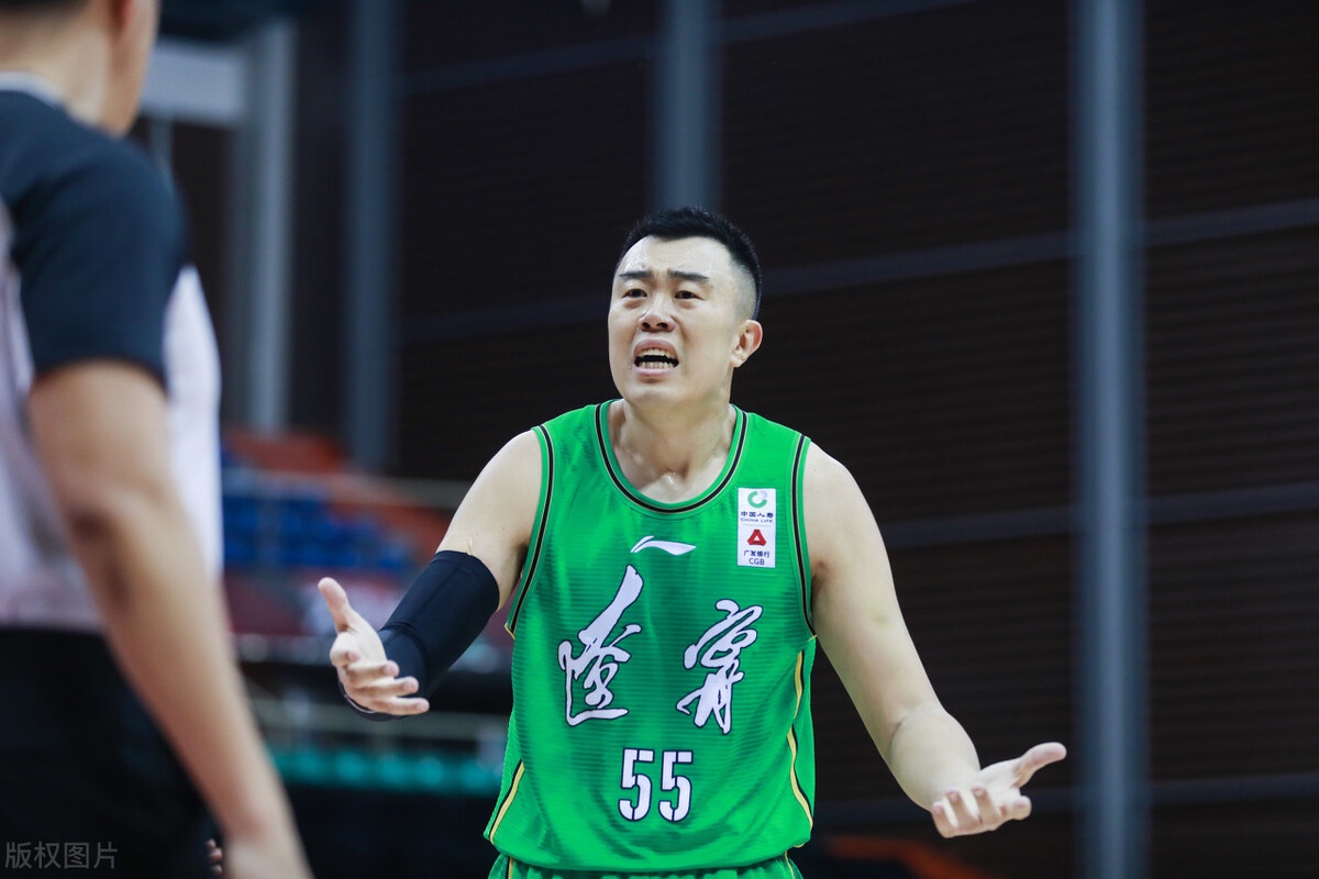 拜仁慕尼黑迎CBA常规赛关键赛；今夜迎来里程碑；话题不断；球探报告显示潜力的简单介绍-开云体育官网